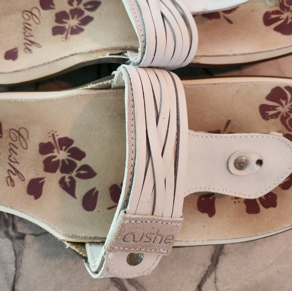 Women's cushe sandles white size 8 - Picture 3 of 3